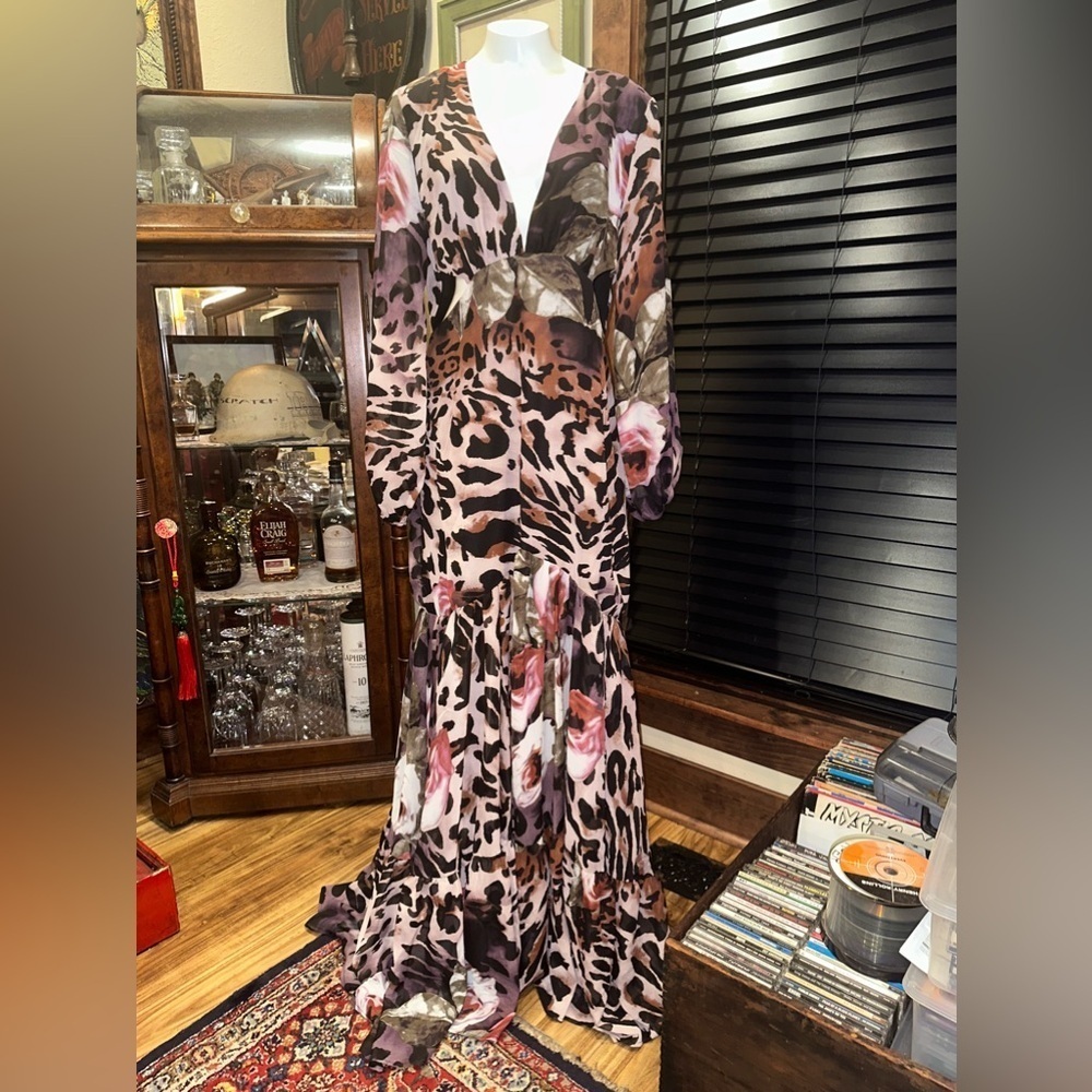 NWT  GIFFNISETTI Leopard Print Long Sleeve Ruffle Hem Dresses Party Maxi Dress - Picture 2 of 10
